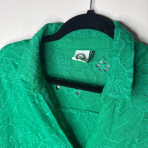 Anthropologie Akemi + Kin Abacos Green Eyelet Tunic Blouse Top Medium OB762780 - Picture 2 of 10